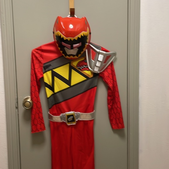 Red Ranger Dino Super Charge Classic Costume, Medium (7-8) New - Picture 8 of 17